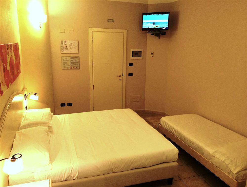 Hotel Sextum Bientina Exterior foto
